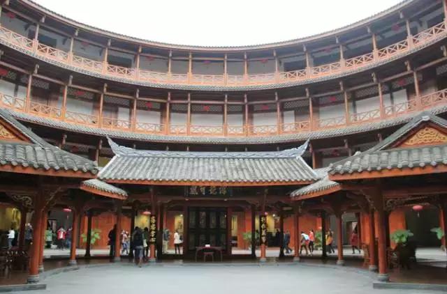 霍格沃茨学校是什么学校,北大霍格沃兹学校