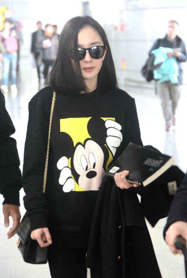 刘恺威和王鸥杨幂出席活动,刘恺威和杨幂穿搭