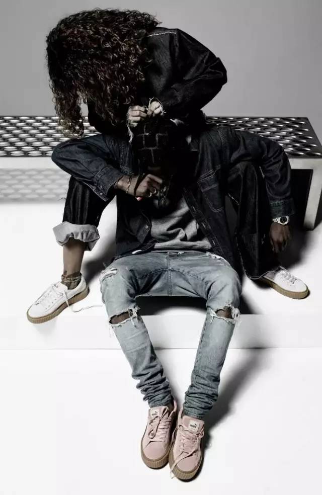 侃爷上脚yeezy篮球鞋,yeezybalenciaga侃爷