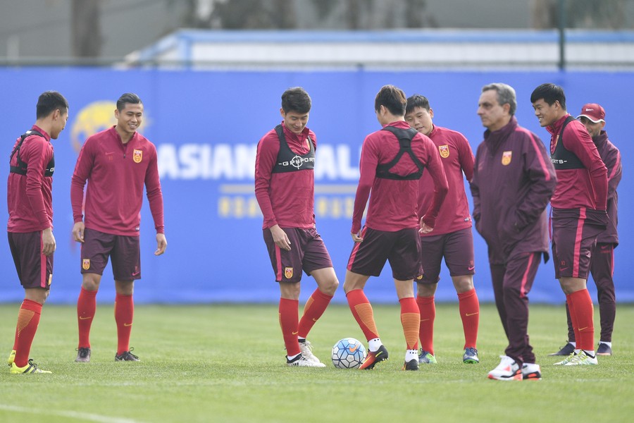 国足高原主场,国足这次表现怎么样