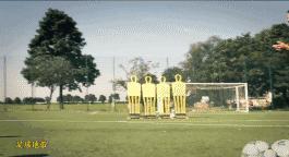 罗纳德科曼罚球技巧,足球中场任意球的技巧