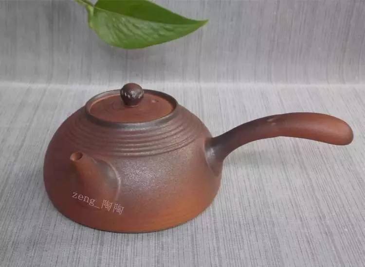 为什么要用铁壶煮水泡茶,铁壶陶壶银壶玻璃壶煮水泡茶区别