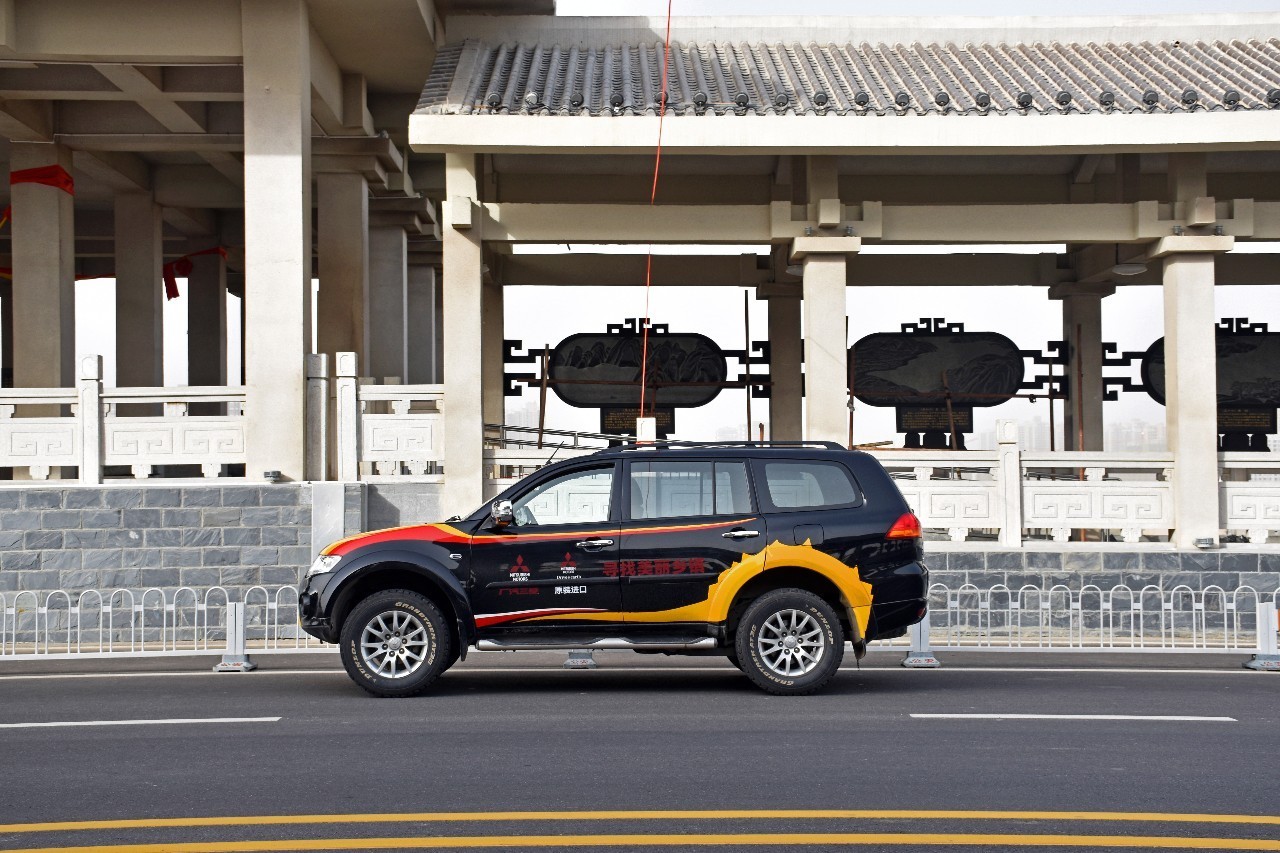 帕杰罗劲畅沉浸式体验,2022款帕杰罗劲畅试驾视频