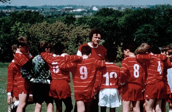 十大经典足球纪录片,十大好看的足球电影