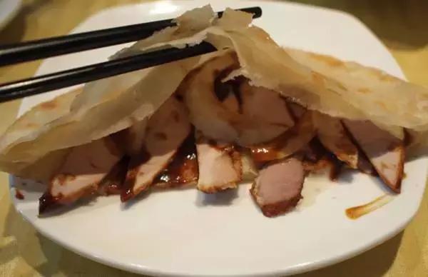 哈尔滨这十家苍蝇馆子,哈尔滨出名的俄罗斯湖滨餐厅