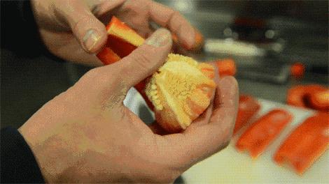 你知道如何剥香蕉吗,剥香蕉从哪边剥