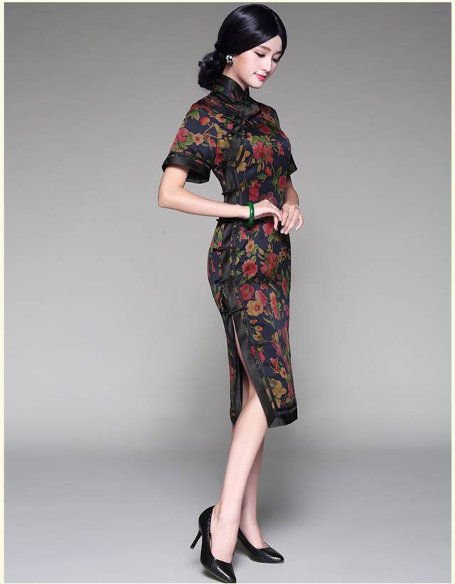 香云纱定制旗袍最贵多少钱,旗袍日常紫色旗袍真的很有韵味