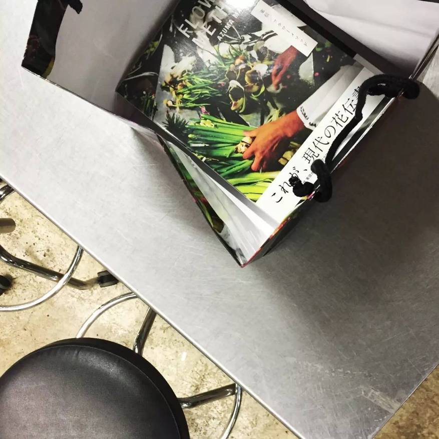 十万步走出的东京花店