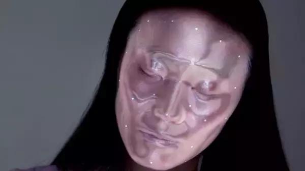 特效化妆中的特效是怎么弄出来的,特效化妆是做什么