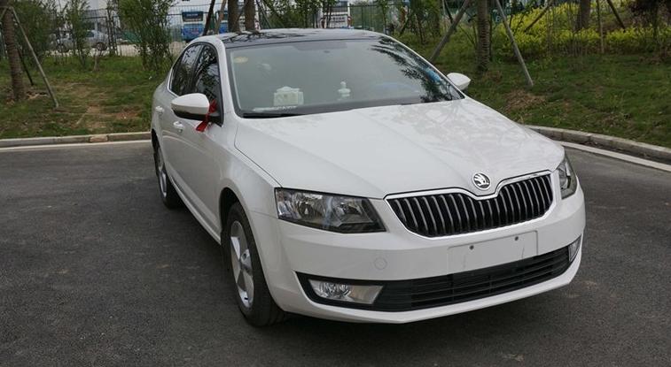 最新款速腾的空间,这是一款比速腾更高级的大众家轿