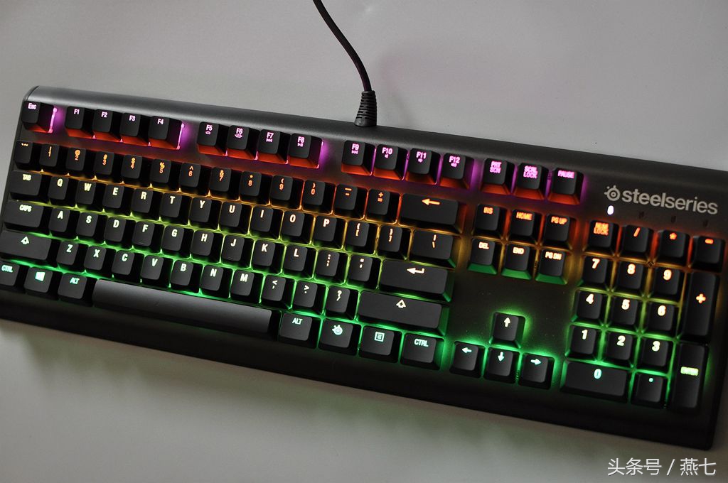 璧涚澘apexm600鐏厜璁剧疆,璧涚澘apexm600鑳屽厜