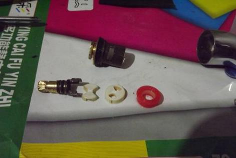 水龙头拧紧漏水怎么解决,家里水龙头漏水怎么修视频