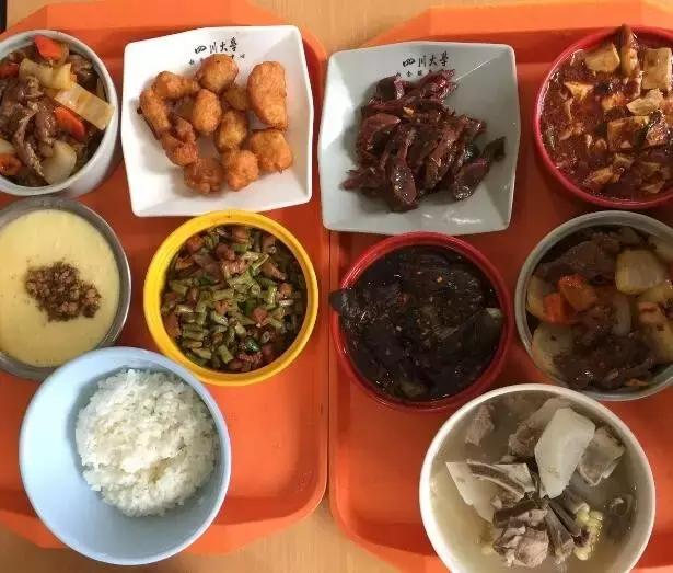 山城辣妹子有什么好吃的,走过山城