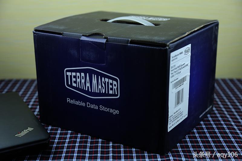 体验简单直接的TerraMasterD2-310