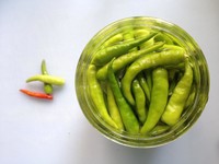 泡椒小米椒腌萝卜,泡椒小米椒怎么腌包菜