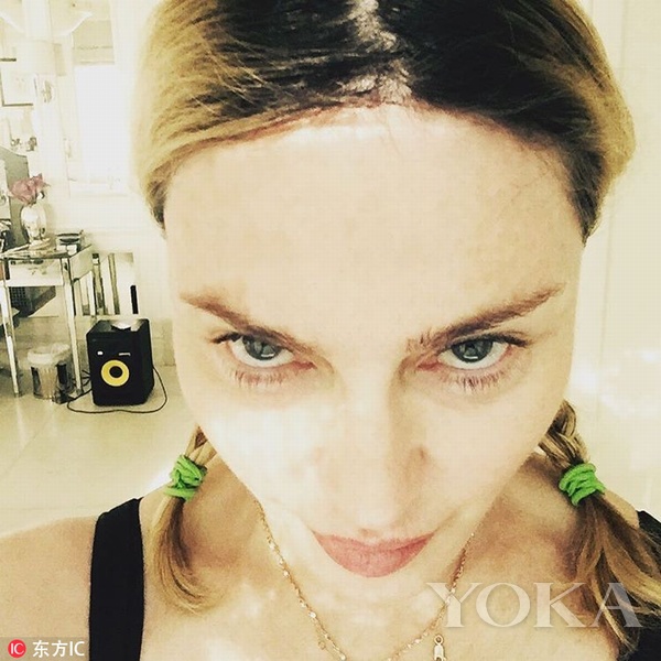 敷面膜只是想让变美一点,敷面膜让你素颜更漂亮