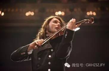 62岁聋哑人入室盗窃会判刑吗,聋哑人盗窃不满1000怎么处罚