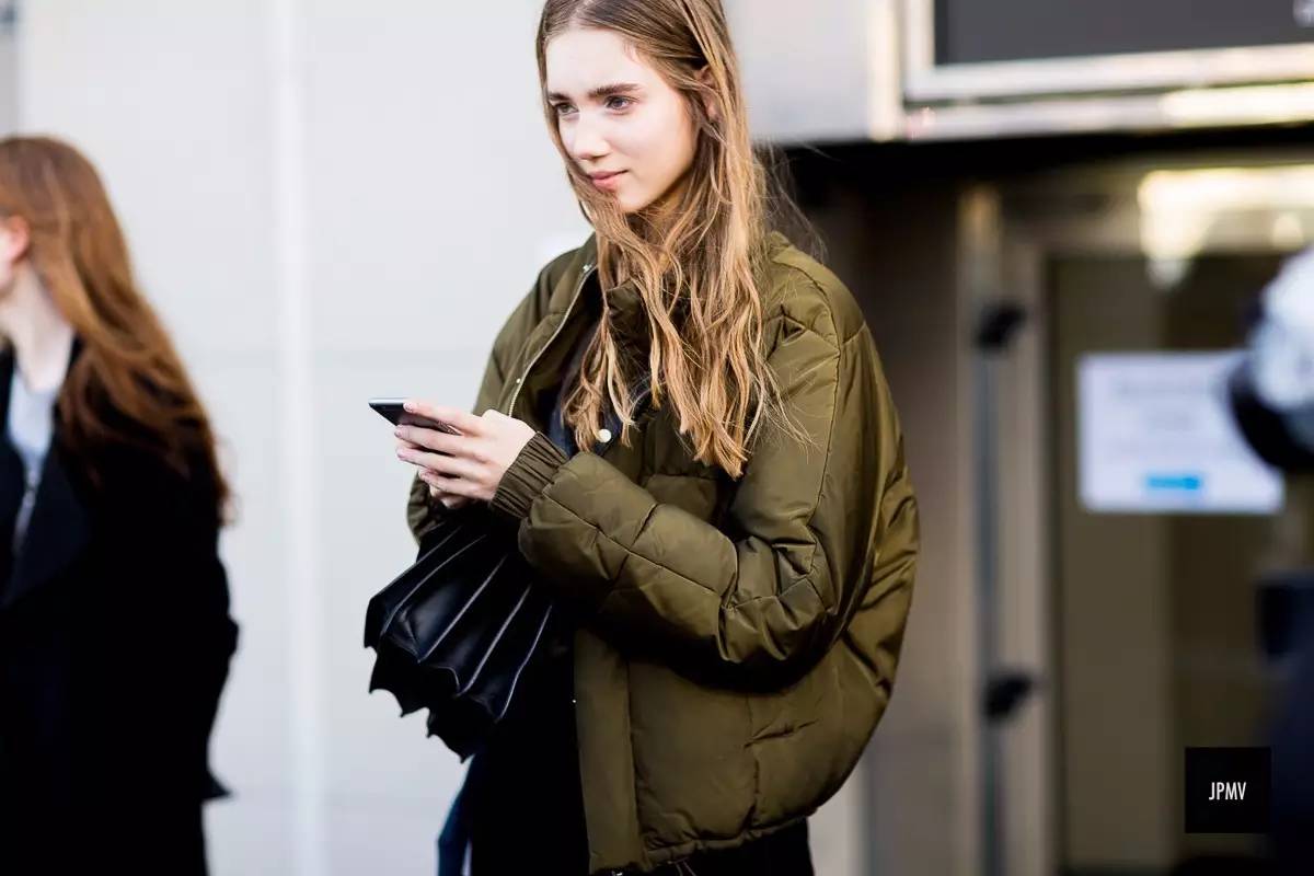 如何挑选一款暖和的羽绒服,小个子冬季羽绒服怎么挑选