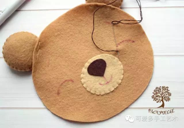 冬天可爱小熊,萌化了的可爱小熊怎么做