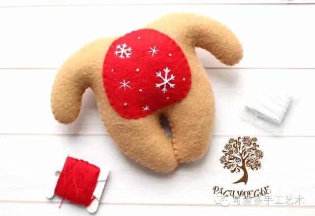 冬天可爱小熊,萌化了的可爱小熊怎么做