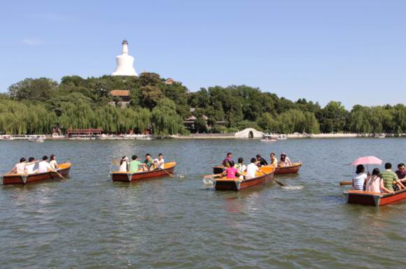 词坛三杰内地词圣,乔羽词坛泰斗台湾