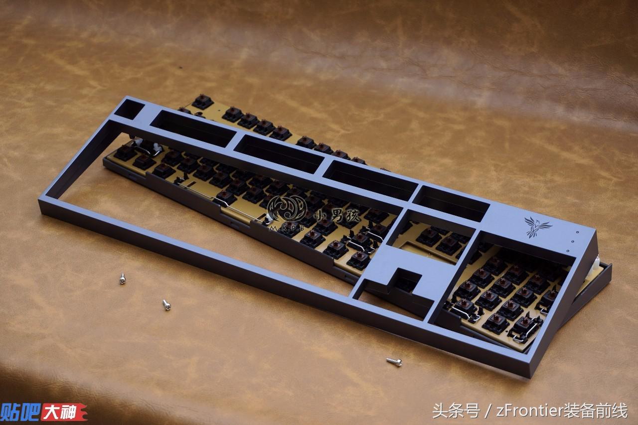 硬糖机械键盘classic评测,雷迦机械键盘评测