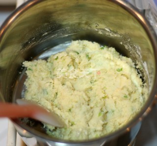 曲奇黄油怎么软化,曲奇黄油软化程度