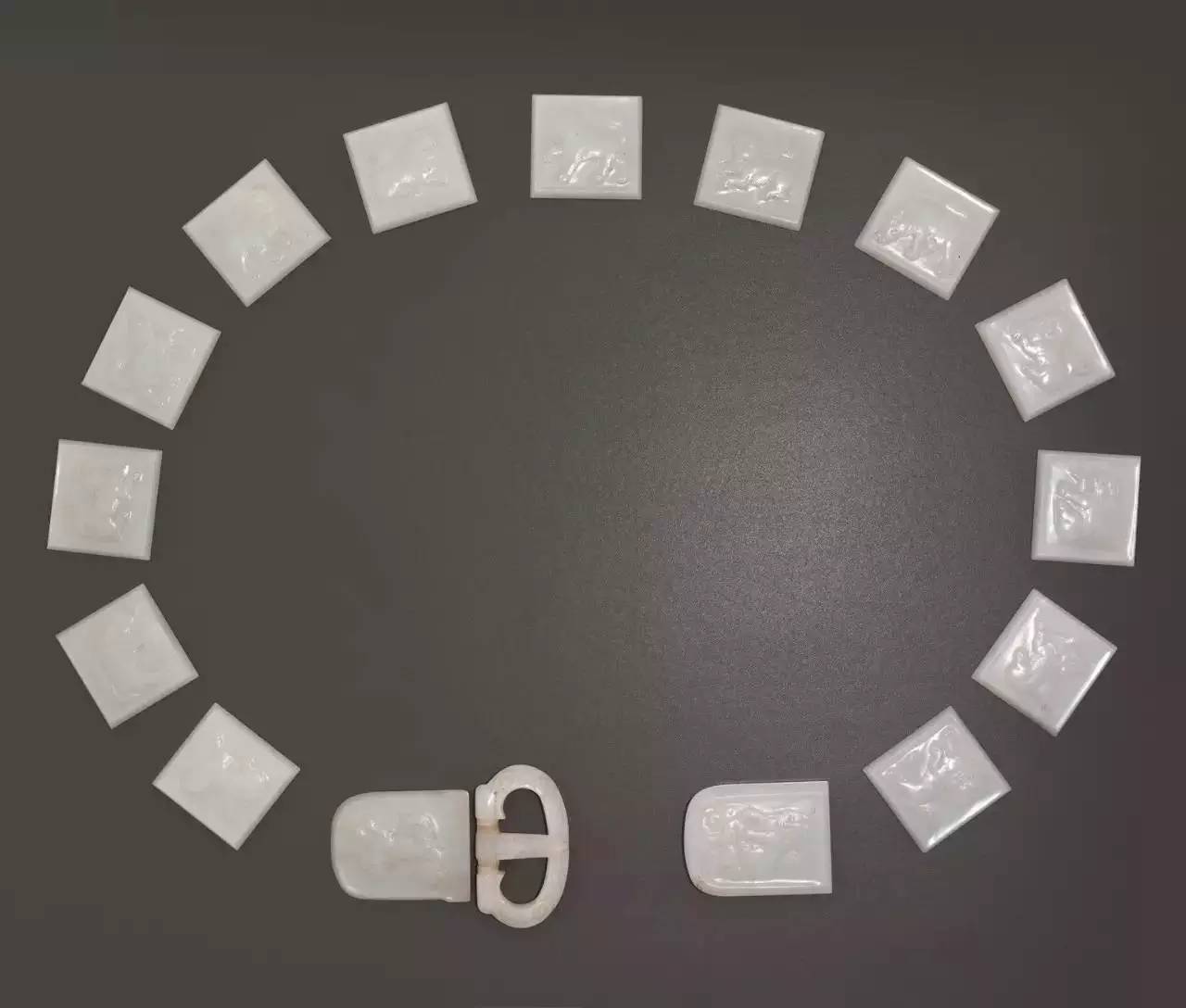 何家村唐代窖藏的考古发现,西安南郊何家村发现唐代窖藏文物