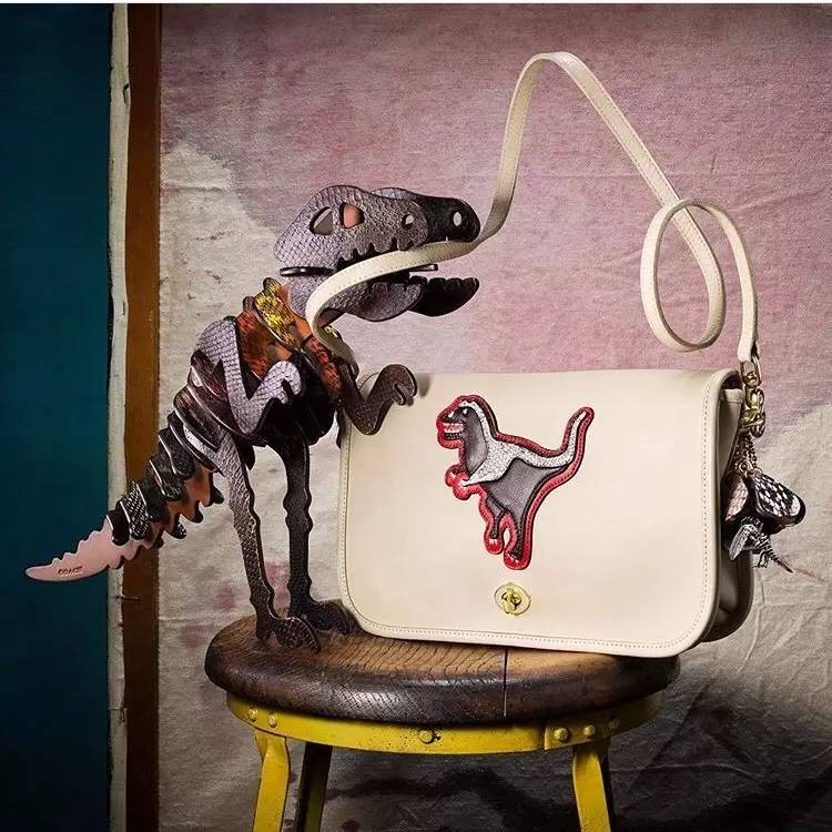 捂紧钱包,捂紧钱包勒紧裤腰过日子