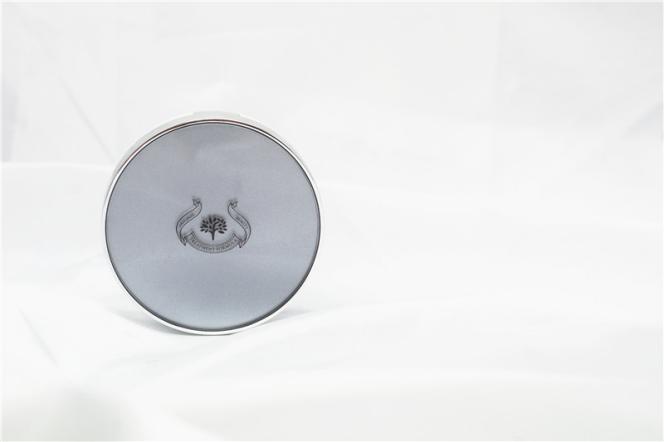 菲诗小铺无瑕粉底液,菲诗小铺水墨持久气垫粉底