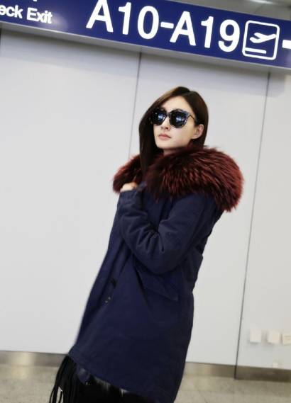 冬天女明星穿那么少怎么不感冒,天气冷怎么穿才暖和呢女生