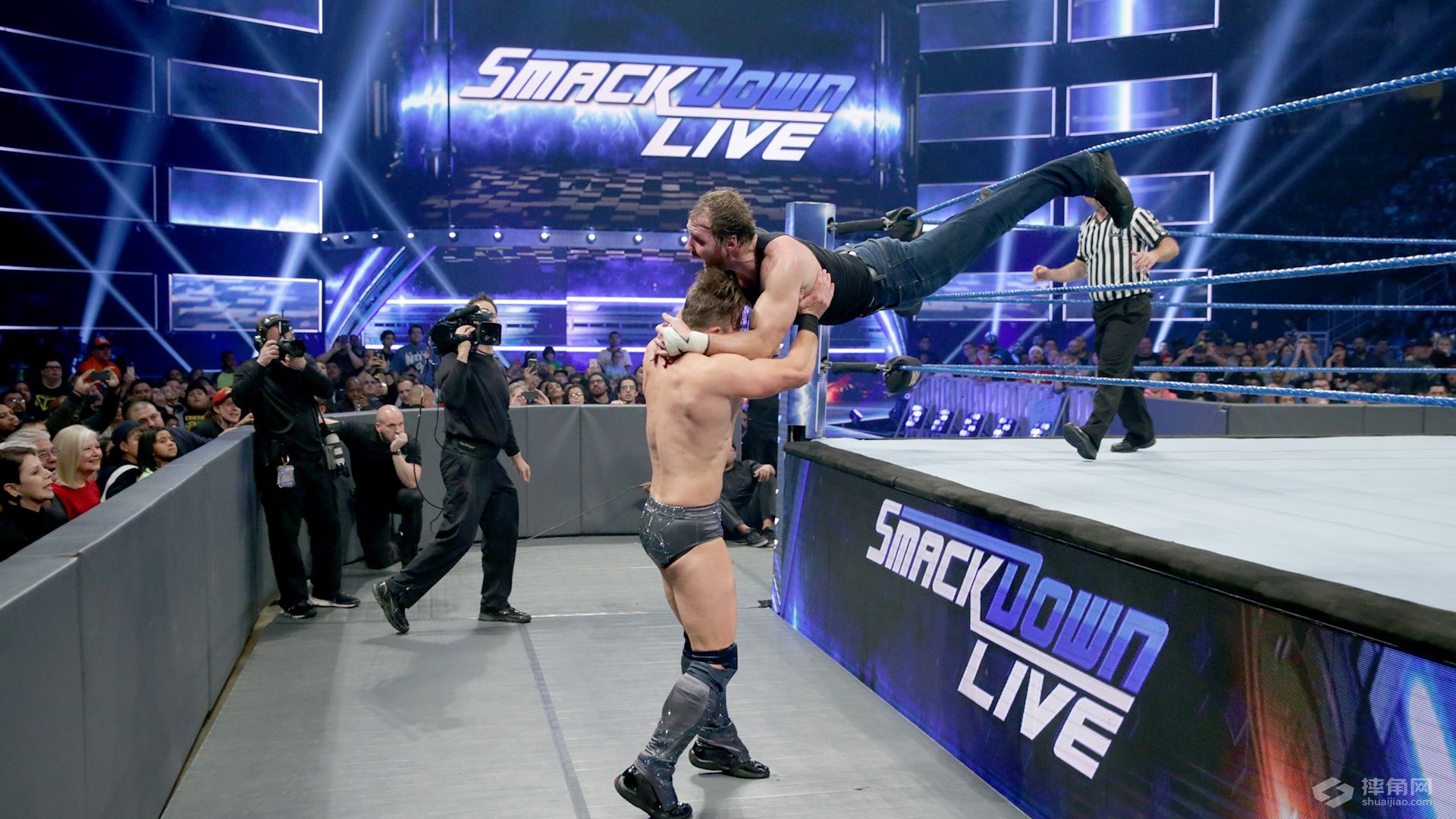 WWE驸马爷风云决战RVD！凯恩抛摔毕雪夫获全场欢呼！