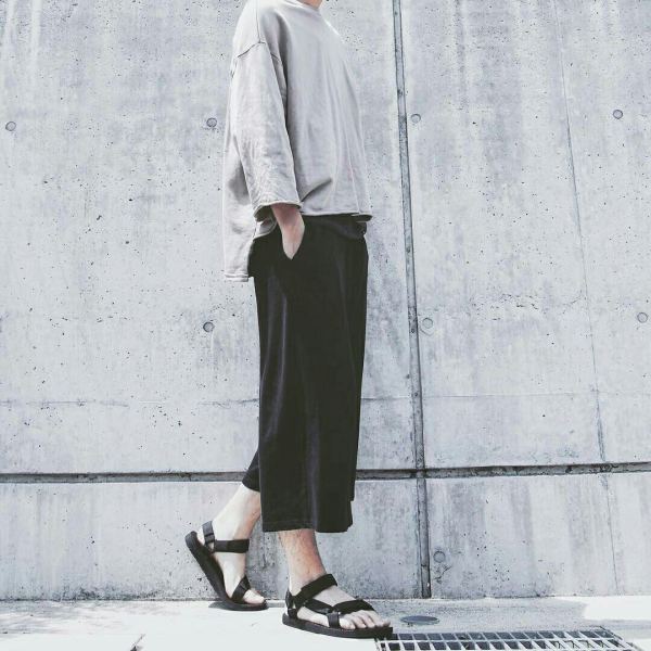 太瘦衣服撑不起来怎么搭配,大学生如何搭配衣服口诀