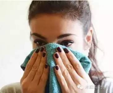 宝宝睡觉出汗又鼻塞怎么办,宝宝早上起来鼻塞白天又正常