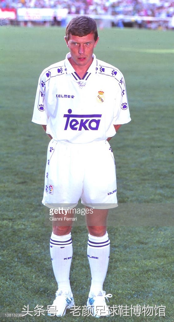 西班牙足球鞋便宜,西班牙足球鞋怎么样