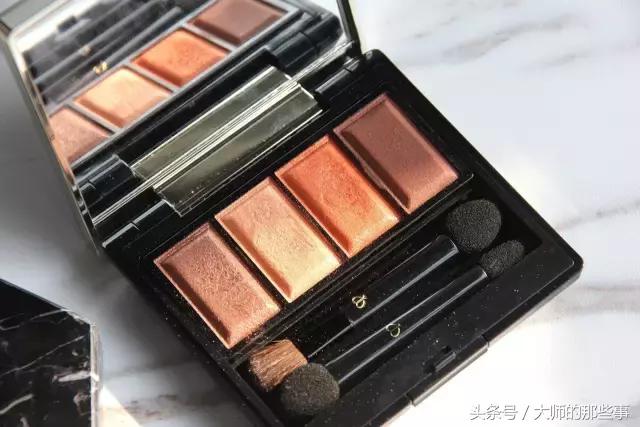 现在比较流行什么颜色的眼影,红棕色系大牌眼影有哪些