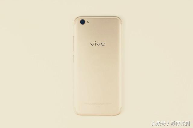 vivo首款折叠屏手机相机参数,vivox系列直屏手机
