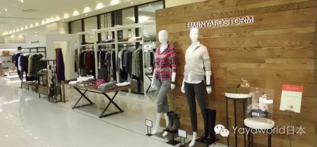 秋冬季节衣橱必备单品,冬天衣橱必备10款单品