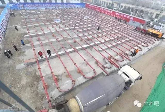 砼的泵送过程清晰,混凝土怎么泵送那么高