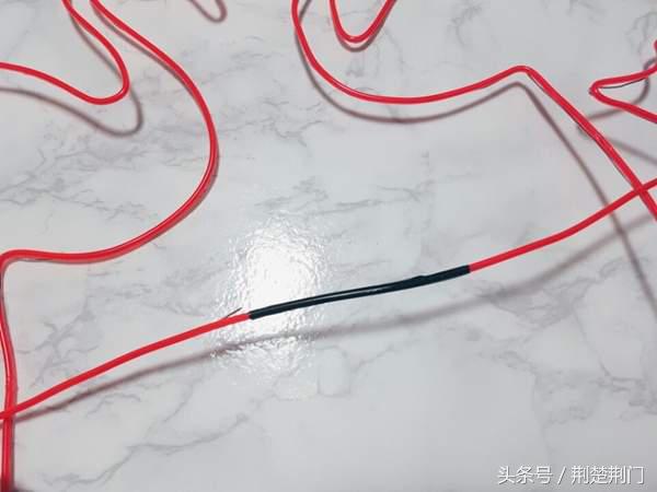 酒吧霓虹灯带效果,酒吧个性灯饰创意灯具