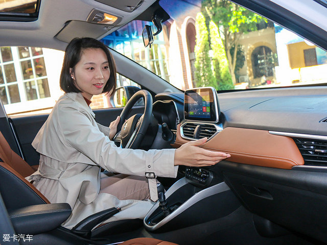 外观设计很大胆实拍东风风行t5evo,外观设计有亮点内饰精美动力强悍