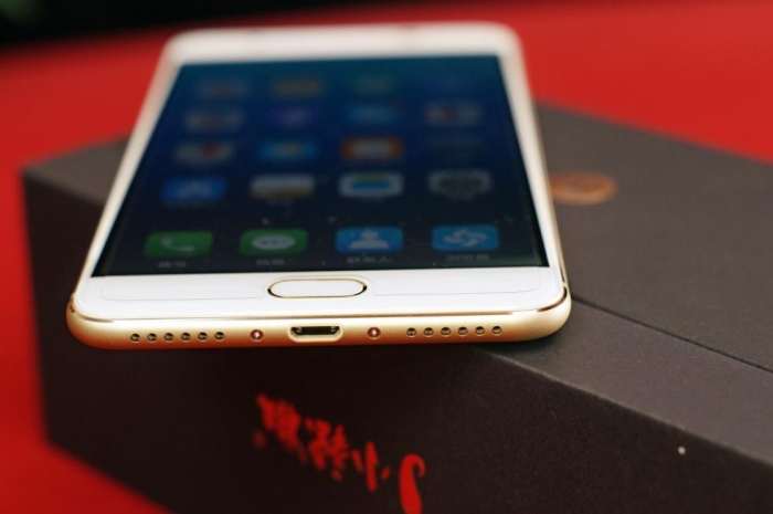 小辣椒新款旗舰机,小辣椒x7值得买吗