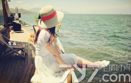 晒太阳皮肤痒怎么回事,太阳晒后皮肤发痒是怎么回事