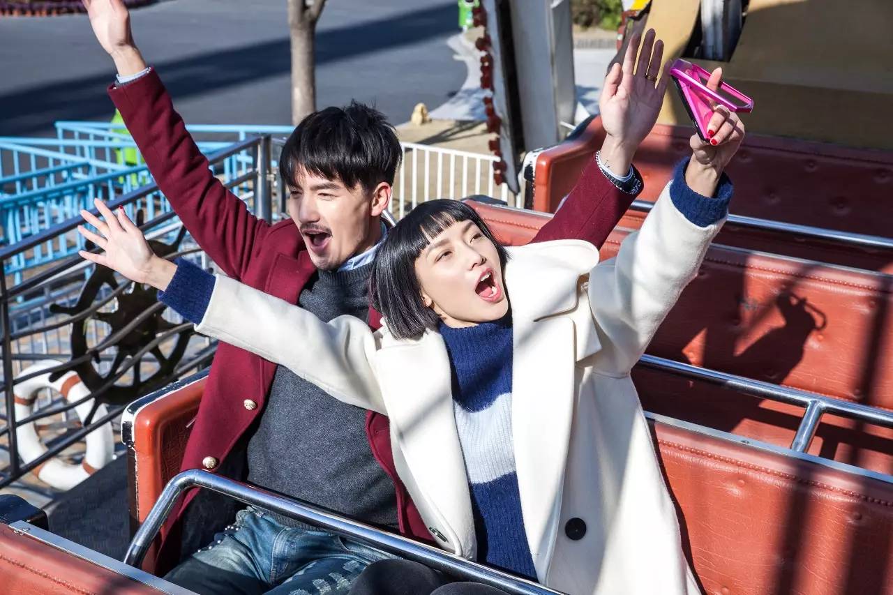 TR敢爱|男朋友不会拍照？这种秀恩爱方法最方便快捷！