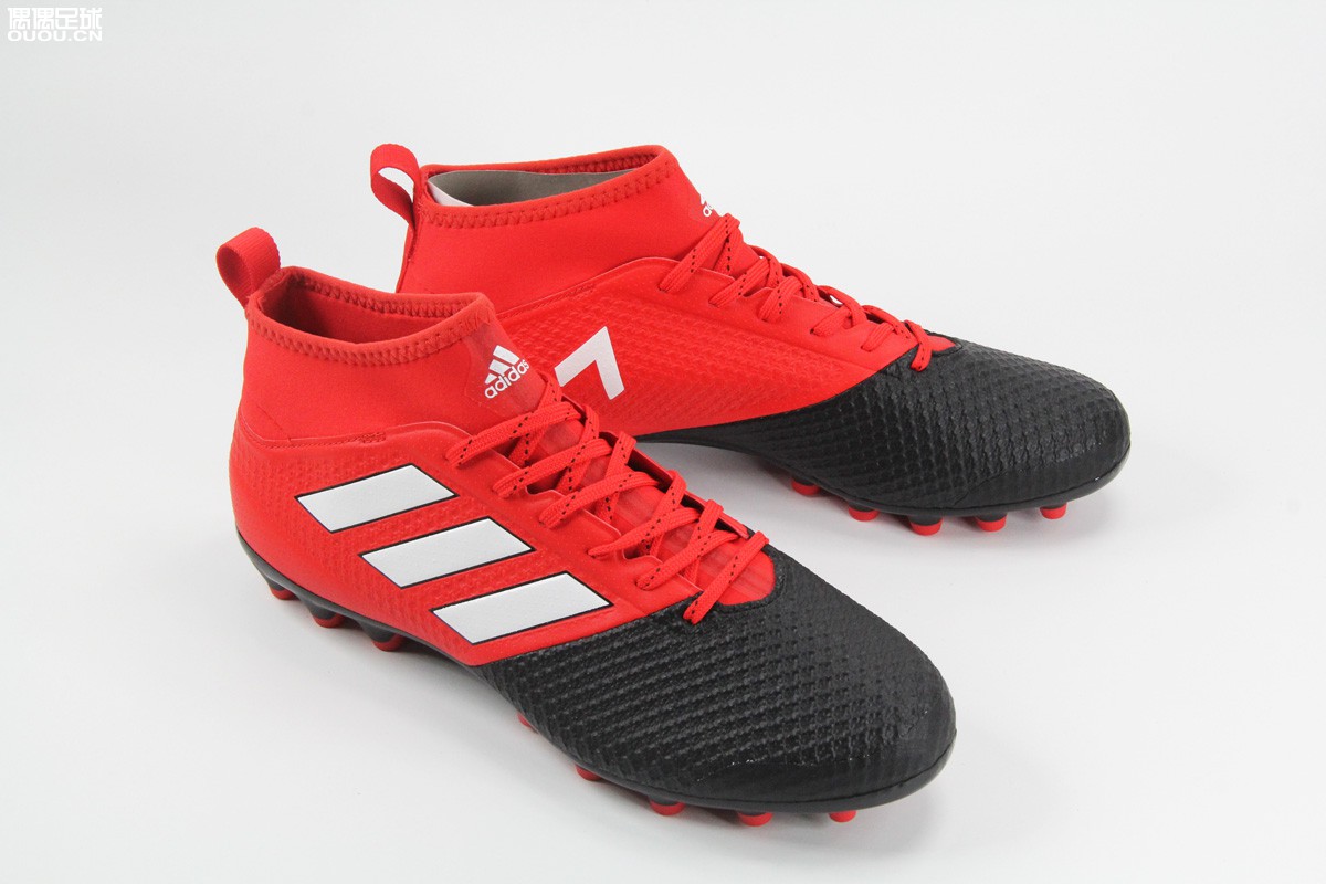 阿迪达斯ace17.3全黑,阿迪达斯ace配色