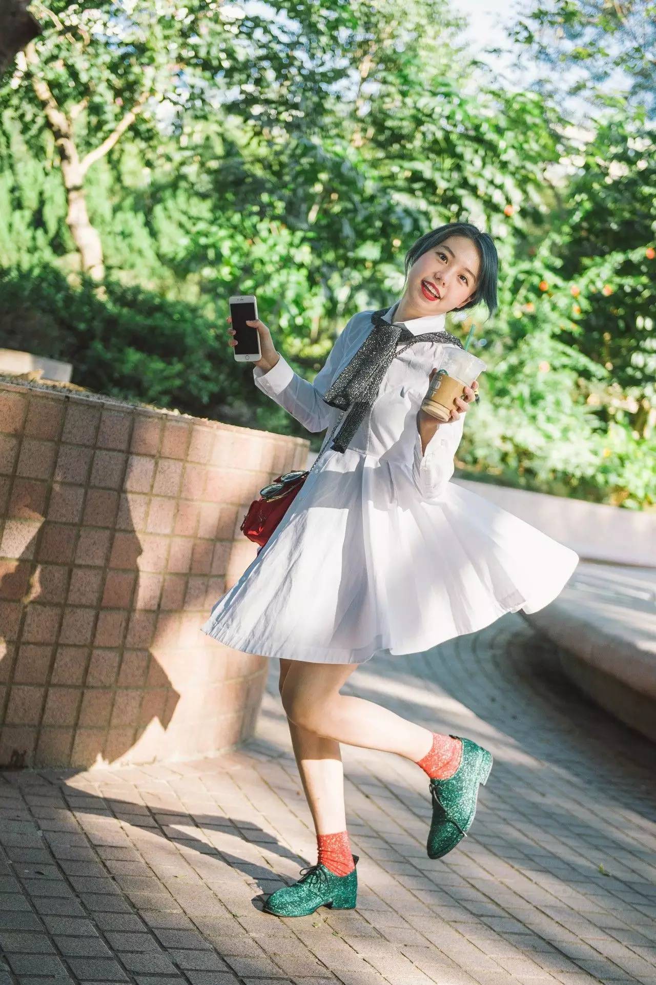 五天八个造型，行李箱爆炸也要拍这些衣服