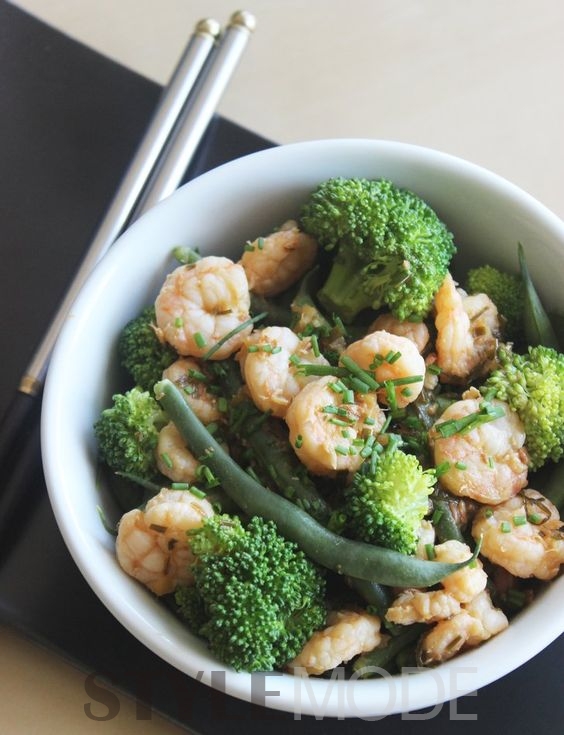 痘痘长得特别多吃什么比较合适,脸上痘痘饮食注意哪些