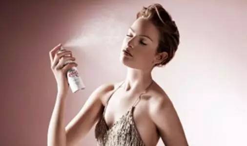 Madam问答室丨天天喷喷雾为什么越喷越干?