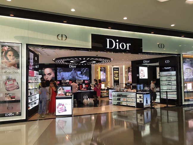 三亚之旅完整视频,三亚之旅珠宝免税店