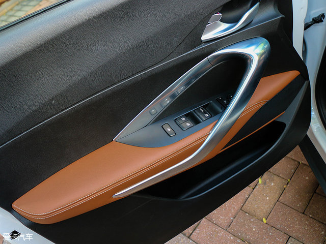 外观设计很大胆实拍东风风行t5evo,外观设计有亮点内饰精美动力强悍